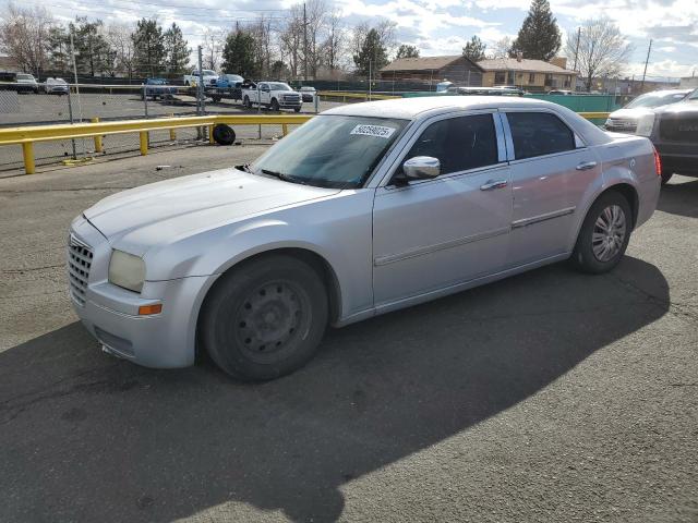 2005 CHRYSLER 300, 