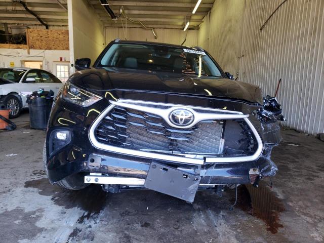 5TDGZRBH8NS580047 - 2022 TOYOTA HIGHLANDER XLE BLACK photo 5
