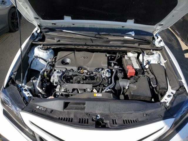 4T1T11AK1RU226548 - 2024 TOYOTA CAMRY SE NIGHT SHADE WHITE photo 11