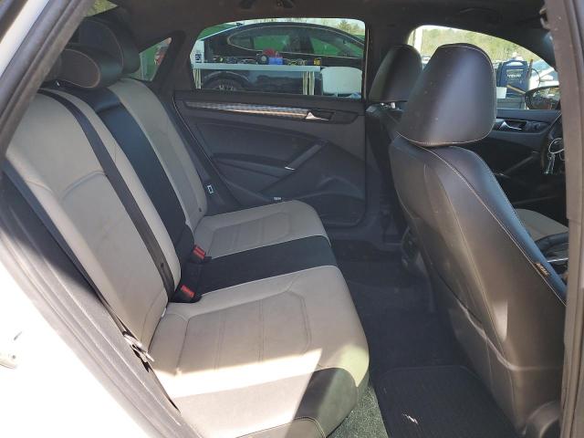 1VWMA7A36MC007973 - 2021 VOLKSWAGEN PASSAT R-LINE თეთრი ფოტო 10