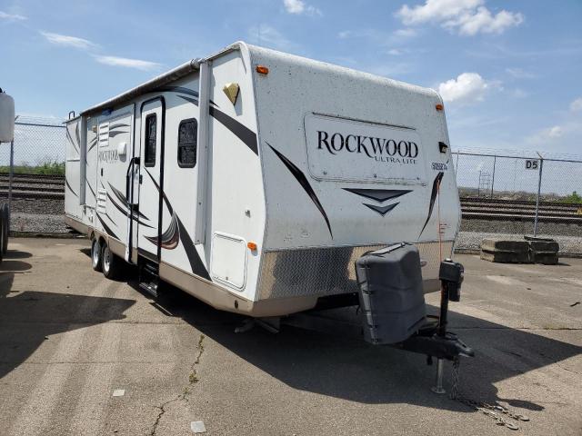 4X4TRLB20FZ135948 - 2015 WILDWOOD ROCKWOOD TWO TONE photo 1