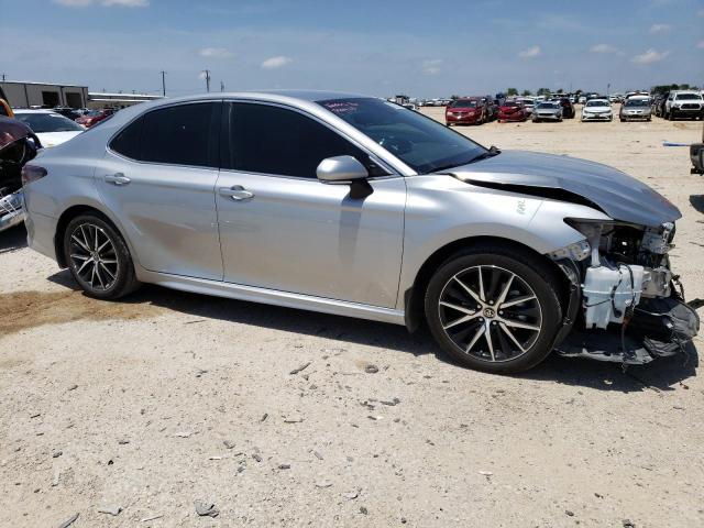 4T1G31AK4PU604354 - 2023 TOYOTA CAMRY SE NIGHT SHADE SILVER photo 4