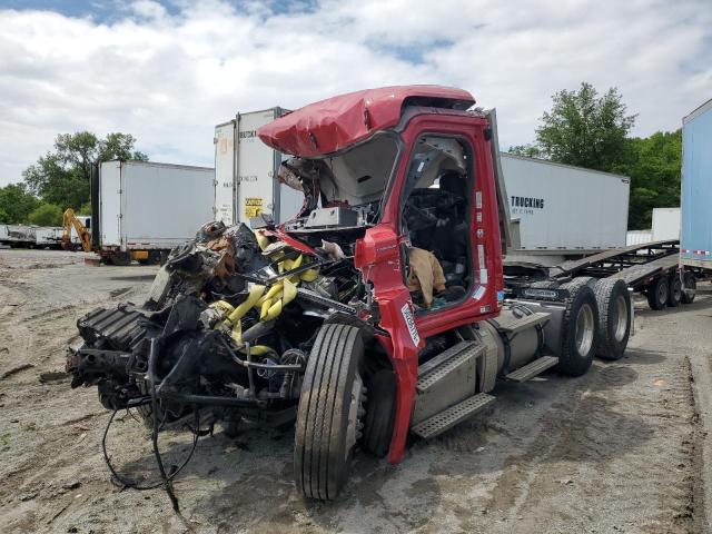 3AKJHLDVXMSMV1880 - 2021 FREIGHTLINER CASCADIA 1 RED photo 2