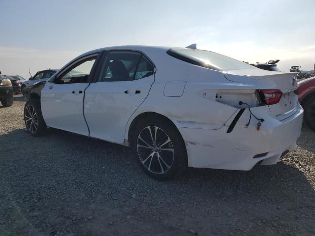 4T1B11HK0KU752256 - 2019 TOYOTA CAMRY L WHITE photo 2