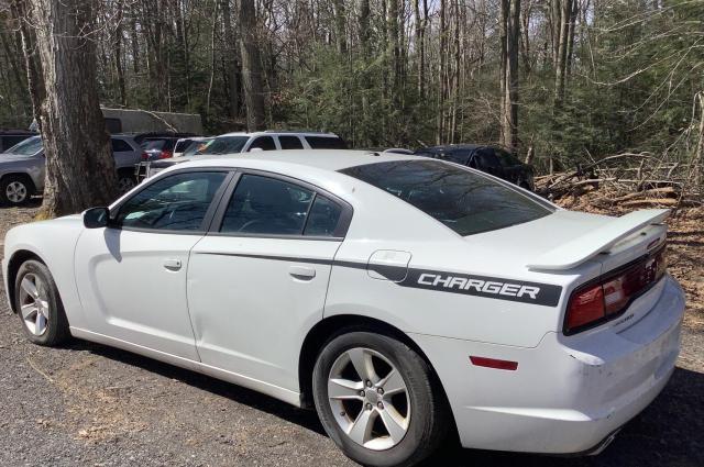 2B3CL3CG1BH584715 - 2011 DODGE CHARGER WHITE photo 3