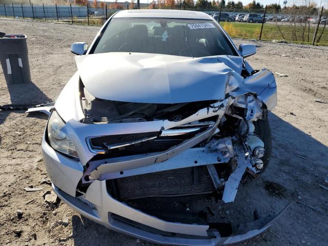 1G1ZC5E1XBF333960 - 2011 CHEVROLET MALIBU 1LT ვერცხლისფერი ფოტო 5