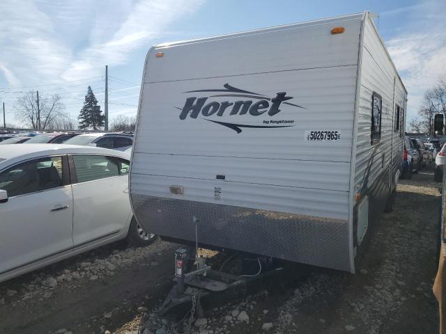 4YDT32B2X87202620 - 2008 KEYSTONE HORNET WHITE photo 2