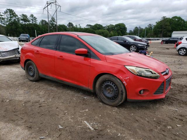 1FAHP3F28CL150875 - 2012 FORD FOCUS SE RED photo 1