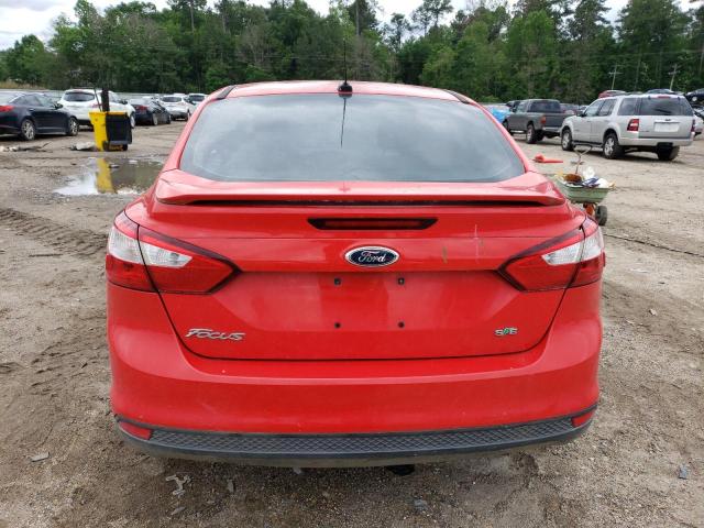 1FAHP3F28CL150875 - 2012 FORD FOCUS SE RED photo 6