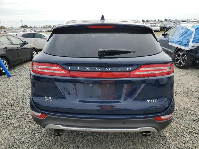5LMCJ4C91JUL07367 - 2018 LINCOLN MKC BLACK LABEL Blau Foto 6