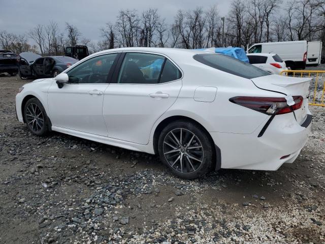 4T1G11AK1PU790585 - 2023 TOYOTA CAMRY SE NIGHT SHADE WHITE photo 2