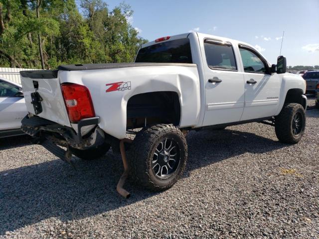 3GCPKSE3XBG312607 - 2011 CHEVROLET SILVERADO2 K1500 LT WHITE photo 3