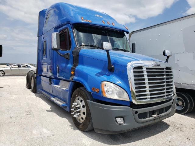 3AKJGLD50GSHL1396 - 2016 FREIGHTLINER CASCADIA BLUE photo 1