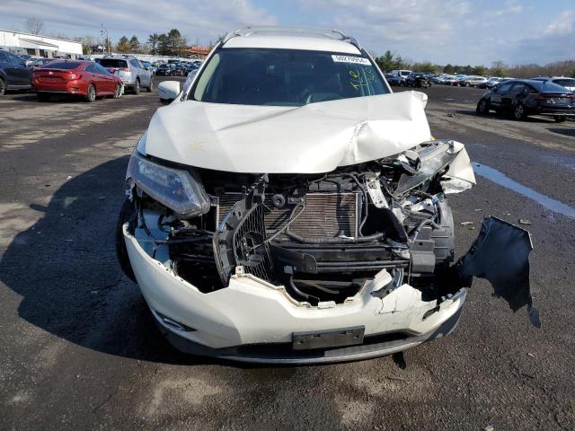 5N1AT2MVXFC805052 - 2015 NISSAN ROGUE S WHITE photo 5