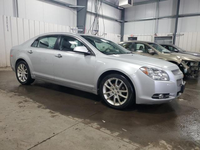 1G1ZE5E17BF287921 - 2011 CHEVROLET MALIBU LTZ 银色 照片 4