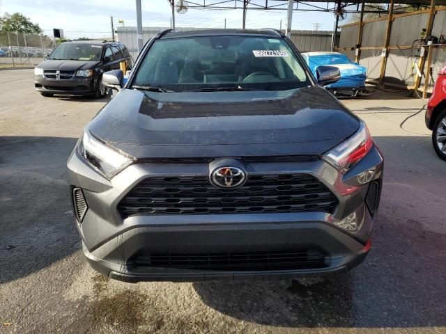 2T3W1RFV6RW310712 - 2024 TOYOTA RAV4 XLE GRAY photo 5