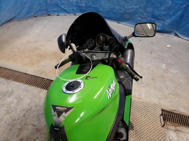 JKAZXDP13YA047032 - 2000 KAWASAKI ZX750 P GREEN photo 5