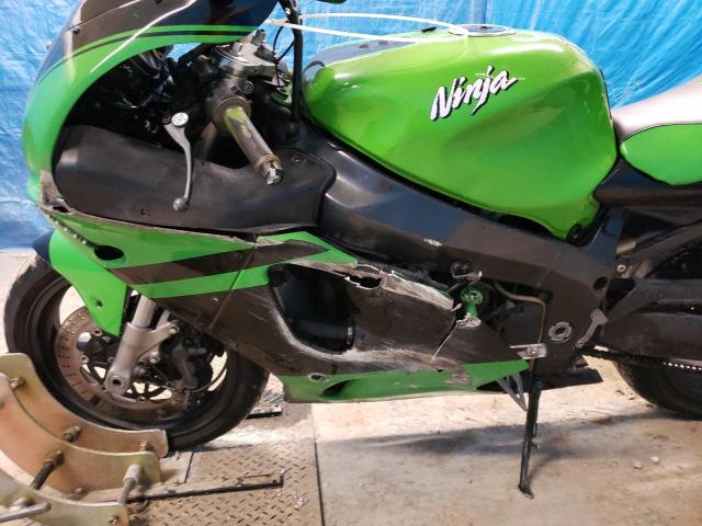 JKAZXDP13YA047032 - 2000 KAWASAKI ZX750 P GREEN photo 9