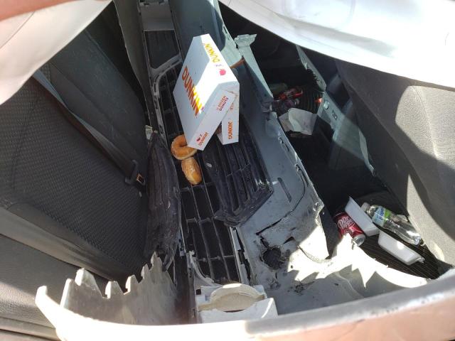 3VW1K7AJ3DM253831 - 2013 VOLKSWAGEN JETTA BASE Սպիտակ լուսանկար 10