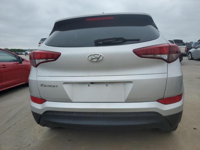 KM8J33A40JU669499 - 2018 HYUNDAI TUCSON SEL SILVER photo 6