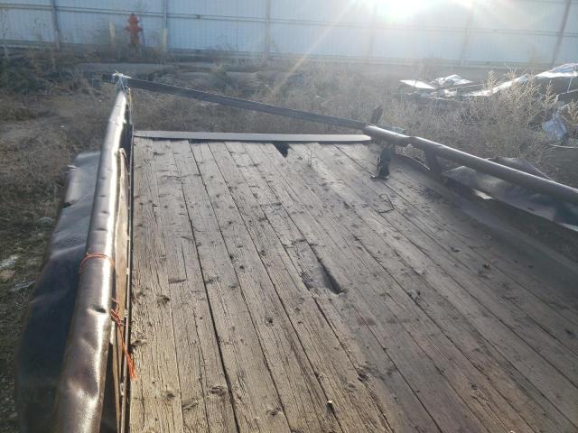 16VPX162721H49732 - 2002 UTILITY TRAILER Qara foto 6