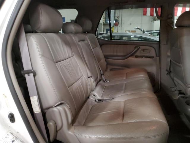 5TDBT48A84S224284 - 2004 TOYOTA SEQUOIA LIMITED WHITE photo 11