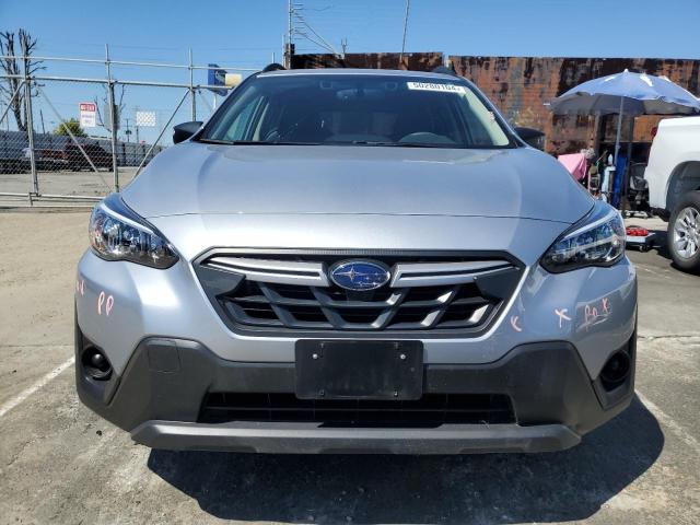 JF2GTABC9PH205820 - 2023 SUBARU CROSSTREK SILVER photo 5