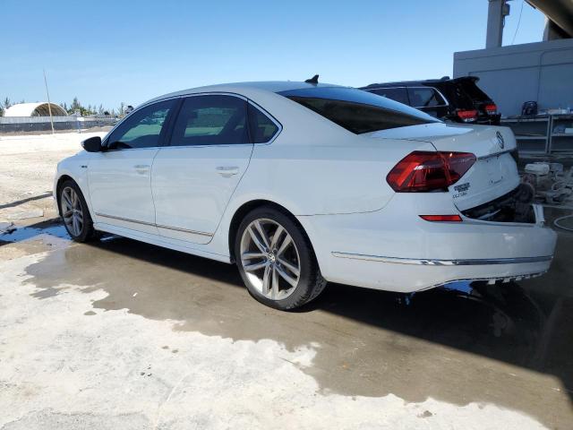 1VWDT7A30HC015194 - 2017 VOLKSWAGEN PASSAT R-LINE Weiß Foto 2
