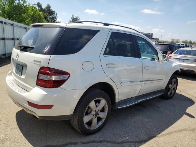 4JGBB8GB4BA694449 - 2011 MERCEDES-BENZ ML 350 4MATIC WHITE photo 3