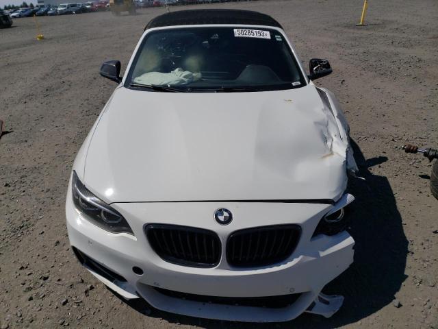 WBA2N3C5XKVJ57332 - 2019 BMW M240XI WHITE photo 5