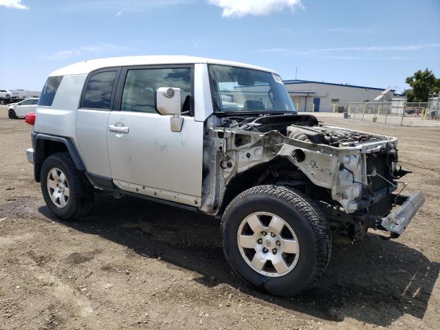 JTEBU11F670006493 - 2007 TOYOTA FJ CRUISER SILVER photo 4