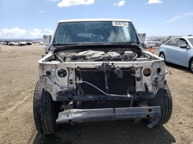 JTEBU11F670006493 - 2007 TOYOTA FJ CRUISER SILVER photo 5