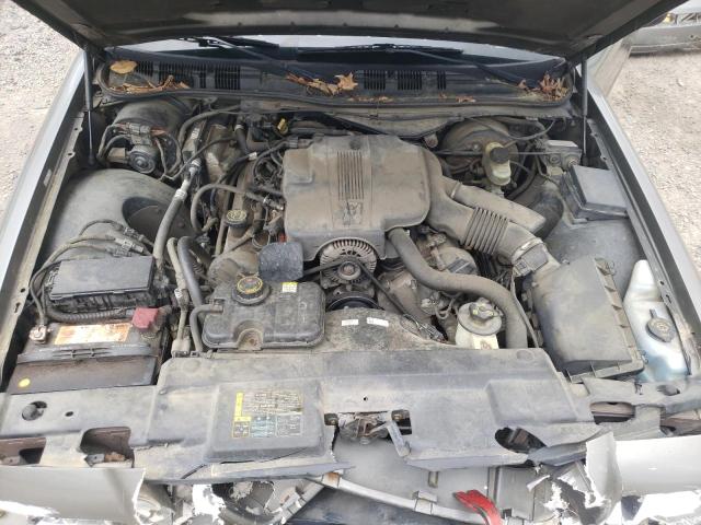 2FAFP73W64X168432 - 2004 FORD CROWN VICT GRAY photo 11