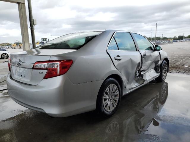 4T1BF1FKXCU044277 - 2012 TOYOTA CAMRY BASE SILVER photo 3