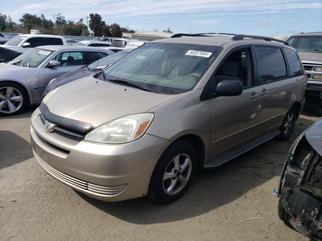 2004 TOYOTA SIENNA CE, 