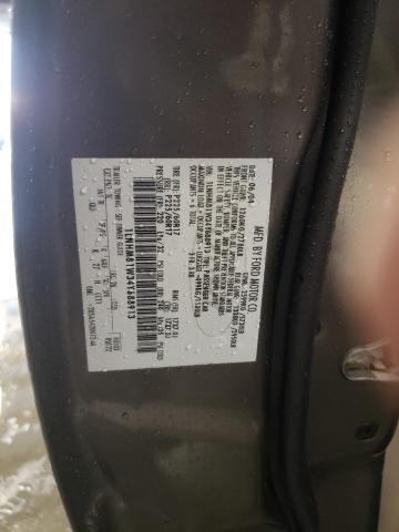 1LNHM81W34Y688913 - 2004 LINCOLN TOWN CAR EXECUTIVE GOLD photo 12