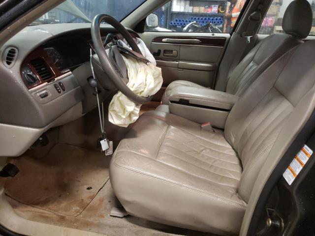 1LNHM81W34Y688913 - 2004 LINCOLN TOWN CAR EXECUTIVE GOLD photo 7