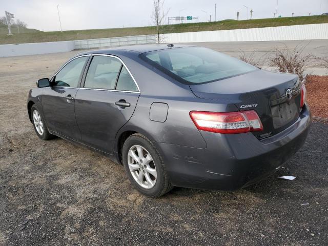 4T1BF3EK7BU721216 - 2011 TOYOTA CAMRY BASE GRAY photo 2