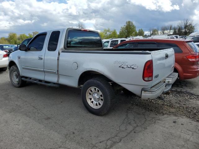 2FTRX18L43CA29635 - 2003 FORD F150 SILVER photo 2