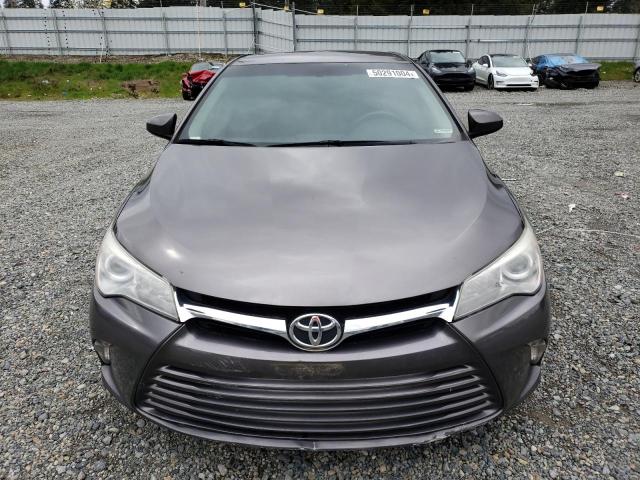 4T1BF1FK2HU715335 - 2017 TOYOTA CAMRY LE GRAY photo 5