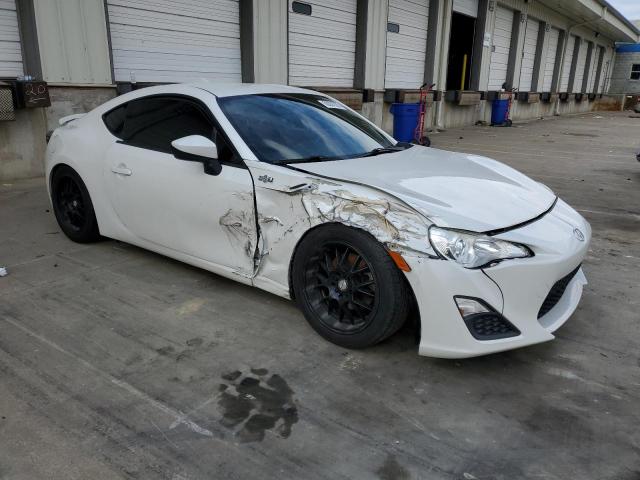 JF1ZNAA10F8711669 - 2015 TOYOTA SCION FR-S WHITE photo 4