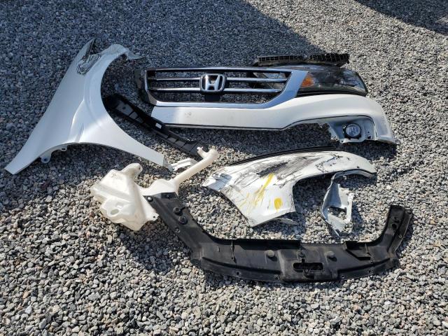 5J6TF3H52DL000223 - 2013 HONDA CROSSTOUR EXL თეთრი ფოტო 12