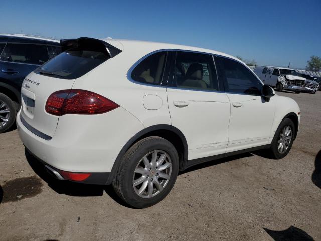 WP1AA2A21CLA03181 - 2012 PORSCHE CAYENNE WHITE photo 3