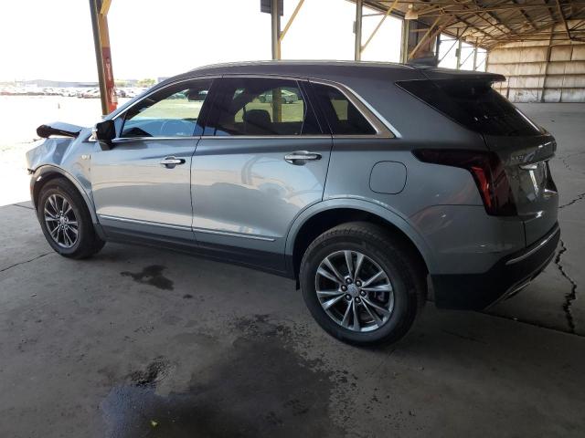 1GYKNCRS1PZ223972 - 2023 CADILLAC XT5 PREMIUM LUXURY GRAY photo 2