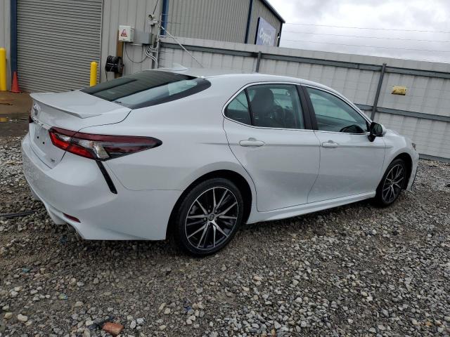 4T1G11AK7RU224983 - 2024 TOYOTA CAMRY SE NIGHT SHADE WHITE photo 3