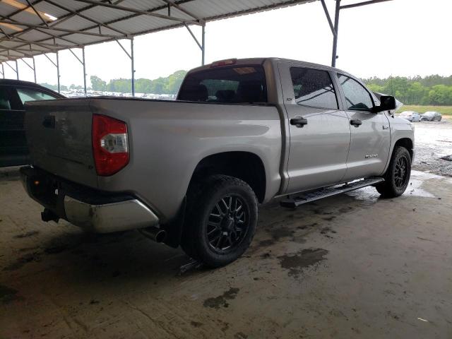 5TFDW5F14JX759451 - 2018 TOYOTA TUNDRA CREWMAX SR5 SILVER photo 3