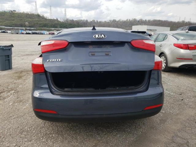 KNAFX4A63F5418366 - 2015 KIA FORTE LX CHARCOAL photo 6