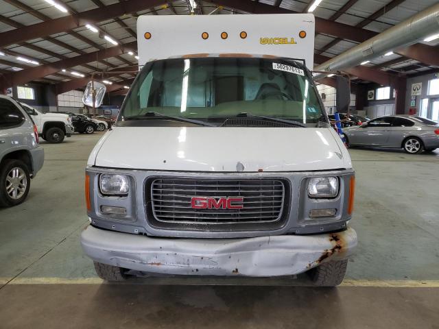 1GDHG31R7Y1196825 - 2000 GMC SAVANA CUTAWAY G3500 WHITE photo 5