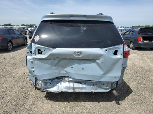 5TDKZ3DC6HS854181 - 2017 TOYOTA SIENNA LE BLUE photo 6