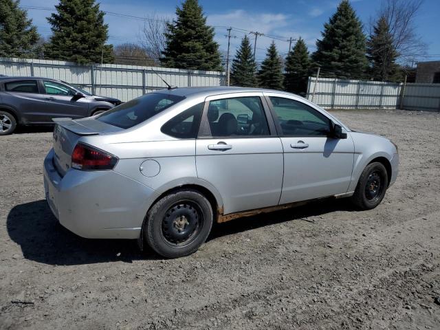 1FAHP3GN9AW246437 - 2010 FORD FOCUS SES SILVER photo 3